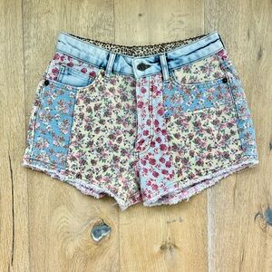 Farm Rio Patchwork denim shorts • Size 26
